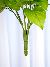 Load image into Gallery viewer, 24" Faux Golden Pothos Plant