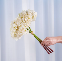 Load image into Gallery viewer, 3 Stems Dried Look Faux Hydrangea Bundle - White