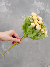 Load image into Gallery viewer, 15 Heads Mini Rose Small Bouquet - Yellow