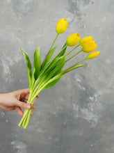 Load image into Gallery viewer, 5 Stems Faux Tulip - Yellow