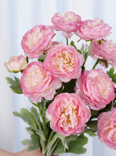 Load image into Gallery viewer, 3 Heads Ranunculus Stem - Pink
