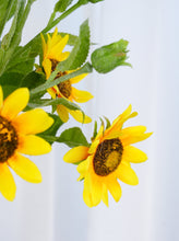 Load image into Gallery viewer, 3 Heads Sunflower Stem - Yellow
