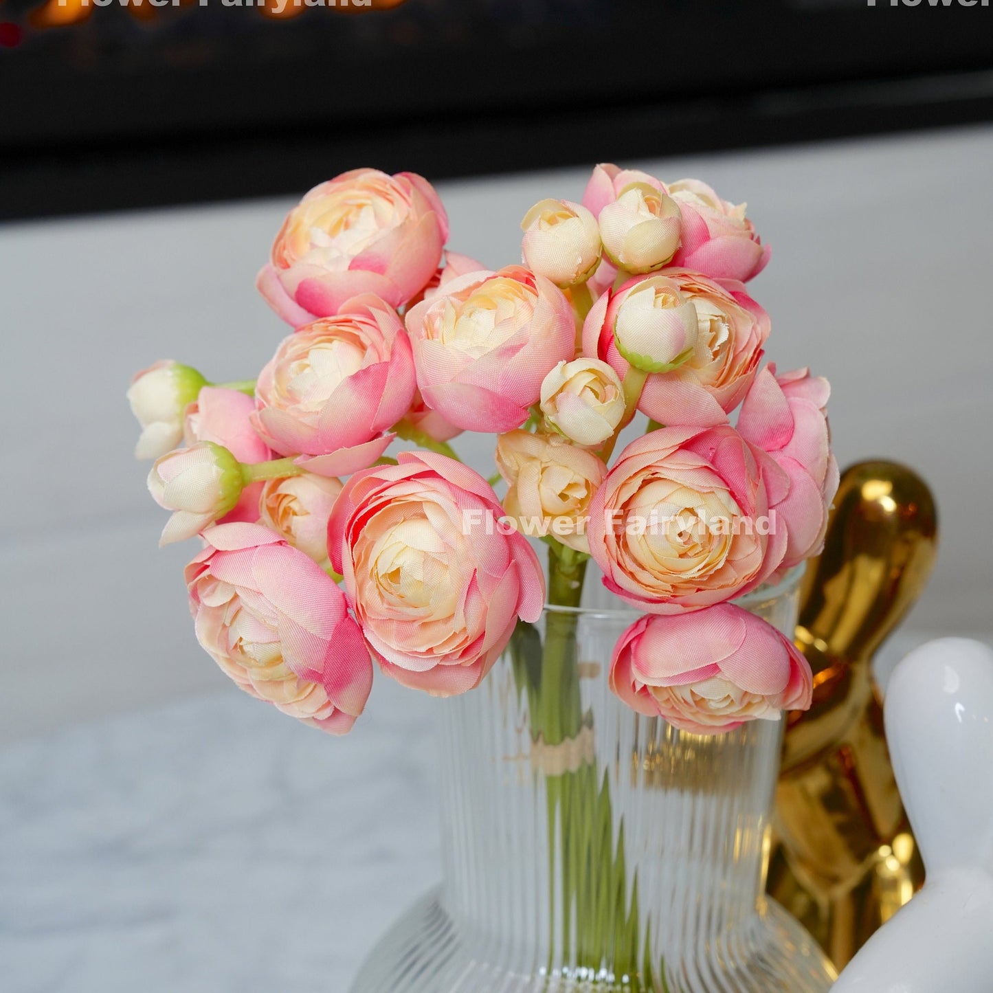Pink peach mini ranunculus bundle detail