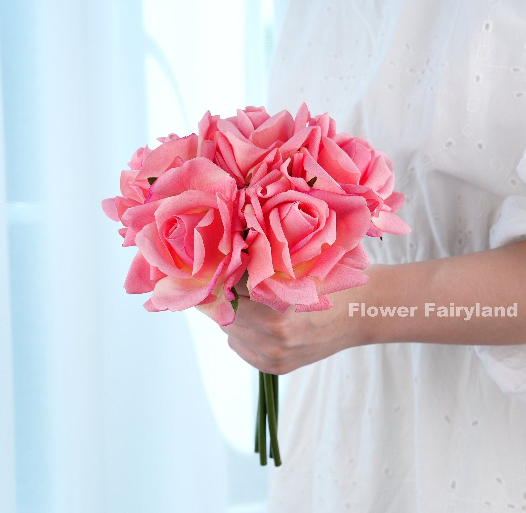 Blush pink rose bouquet detail