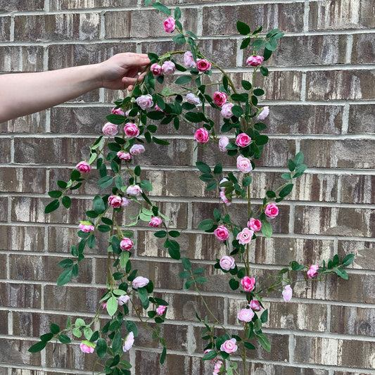 Pink mini rose garland square cover