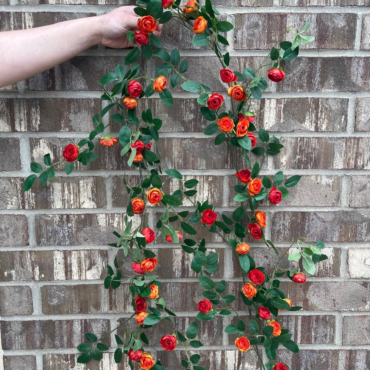 Red orange mini rose garland square cover