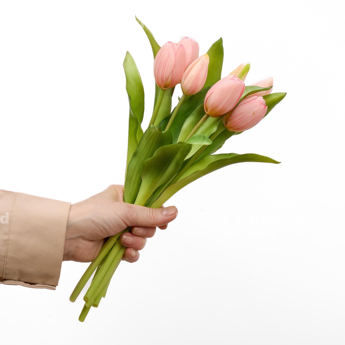 Light pink faux tulip detail