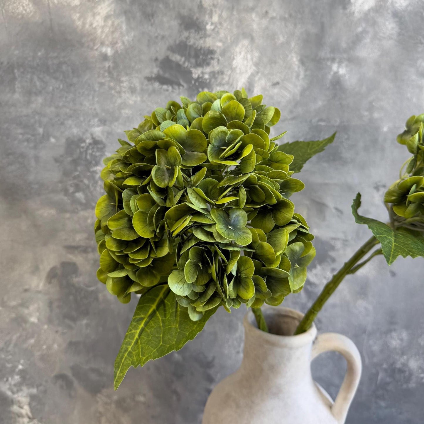 Artichoke green hydrangea decor idea