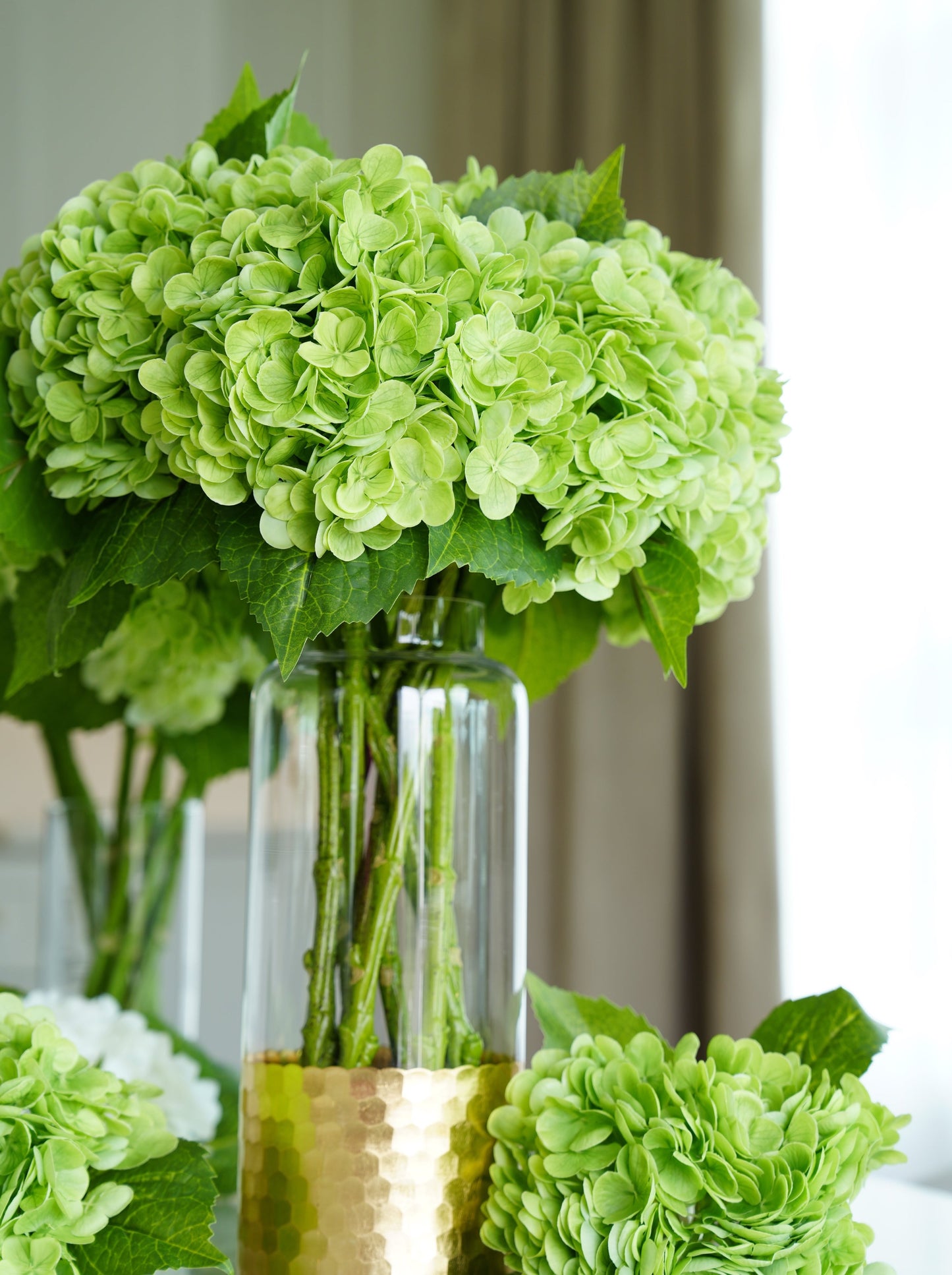 Real Touch Huge Hydrangea Stem - Green