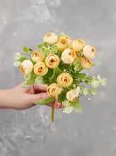 Load image into Gallery viewer, 15 Heads Mini Rose Small Bouquet - Yellow
