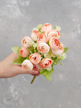 Load image into Gallery viewer, 15 Heads Mini Rose Small Bouquet - Orange
