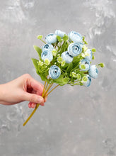 Load image into Gallery viewer, 15 Heads Mini Rose Small Bouquet - Blue
