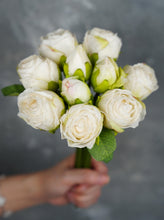 Load image into Gallery viewer, 10 Stems Dried look Rose Bouquet - White
