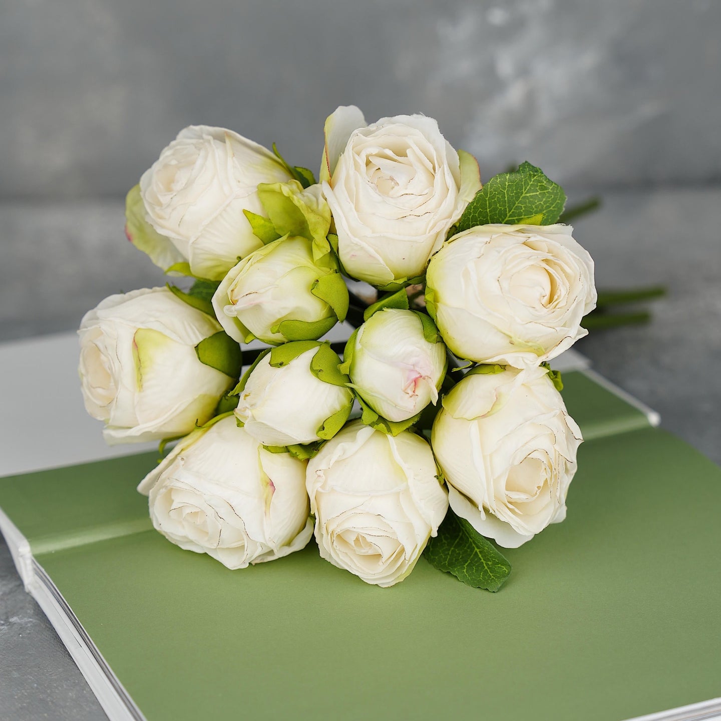 10 Stems Dried look Rose Bouquet - White