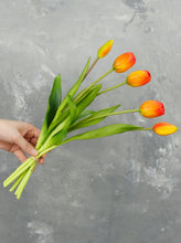 Load image into Gallery viewer, 5 Stems Faux Tulip - Orange
